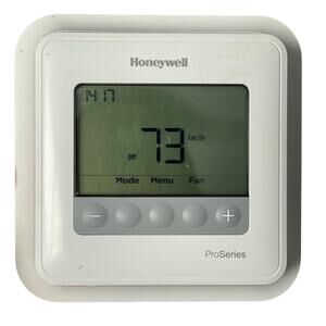 Honeywell T4 Pro Programmable Thermostat Model TH4210U2002 Unused READ